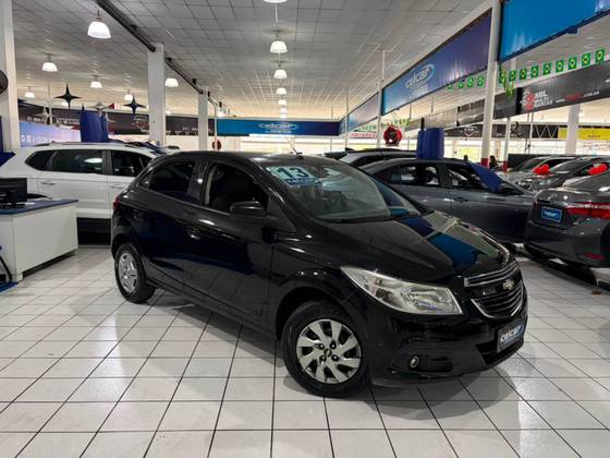 CHEVROLET ONIX 1.0 MPFI LT 8V FLEX 4P MANUAL CHEVROLET ONIX 1.0 MPFI LT 8V FLEX 4P MANUAL